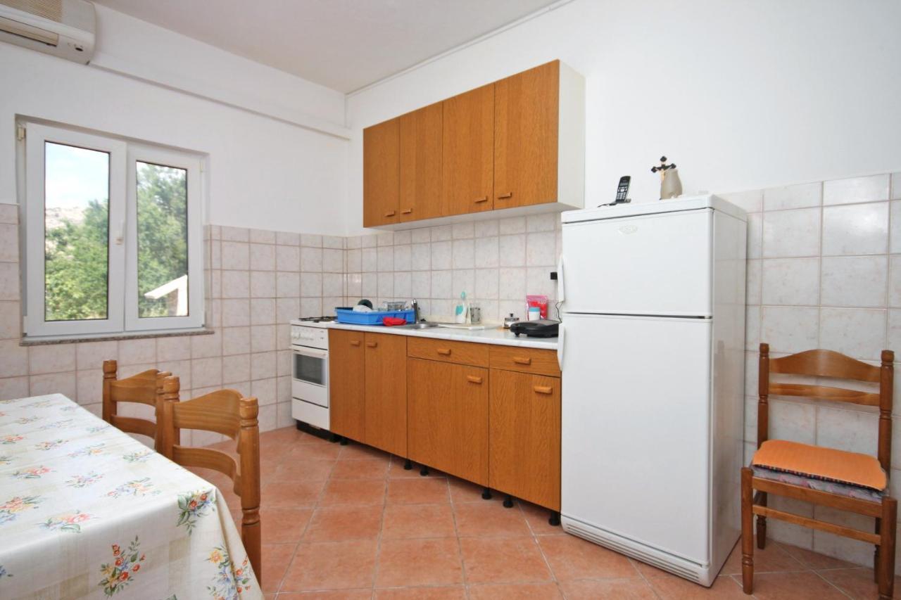 Apartments By The Sea Metajna, Pag - 6351 Exteriör bild